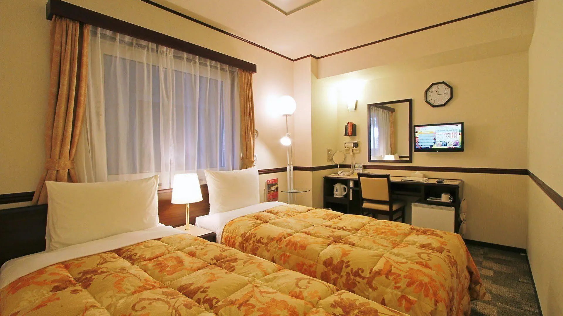 Toyoko Inn Osaka Jr Noda Ekimae 3*,  Japan